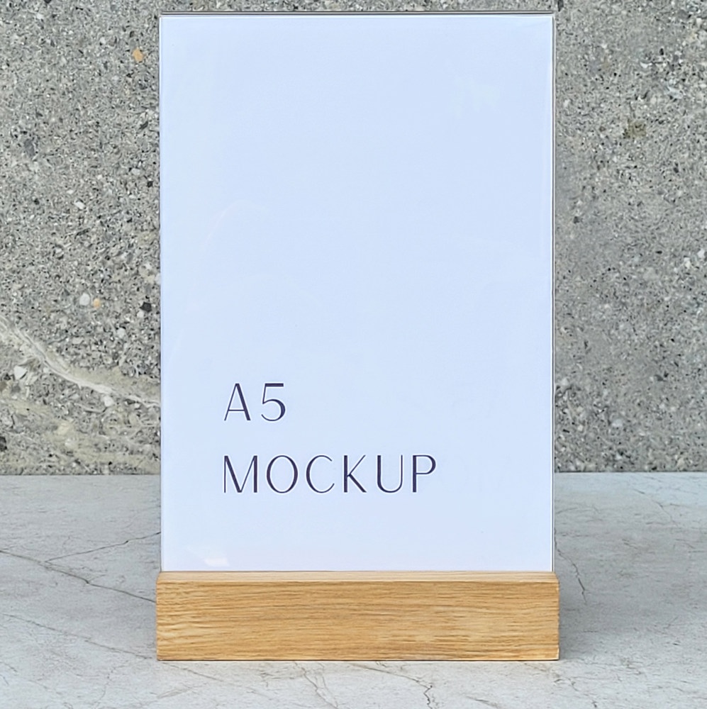 A5-menustandaard uit eikenhout met acrylhouder 150×40×30 mm groef 3,5×15 mm, hardwax