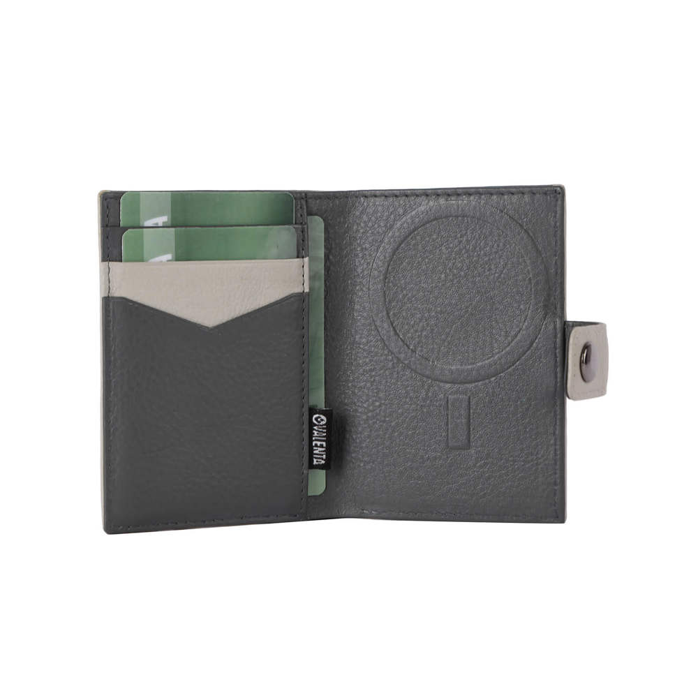 Card Wallet Leather MagSafe Luxe Off White