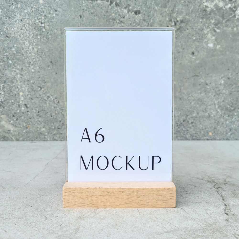 A6-menustandaard uit beukenhout met acrylhouder 105×40×20 mm groef 3,5×15 mm, hardwax